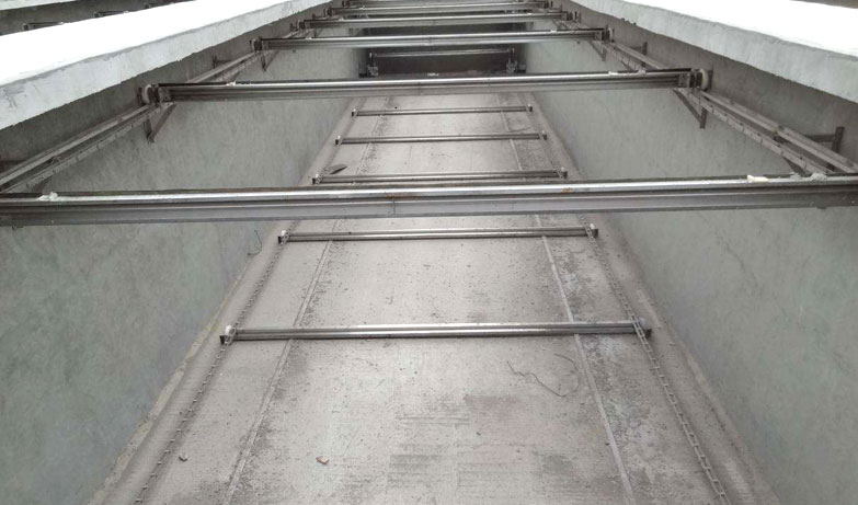 GYN型鏈板式刮油刮泥機(jī)